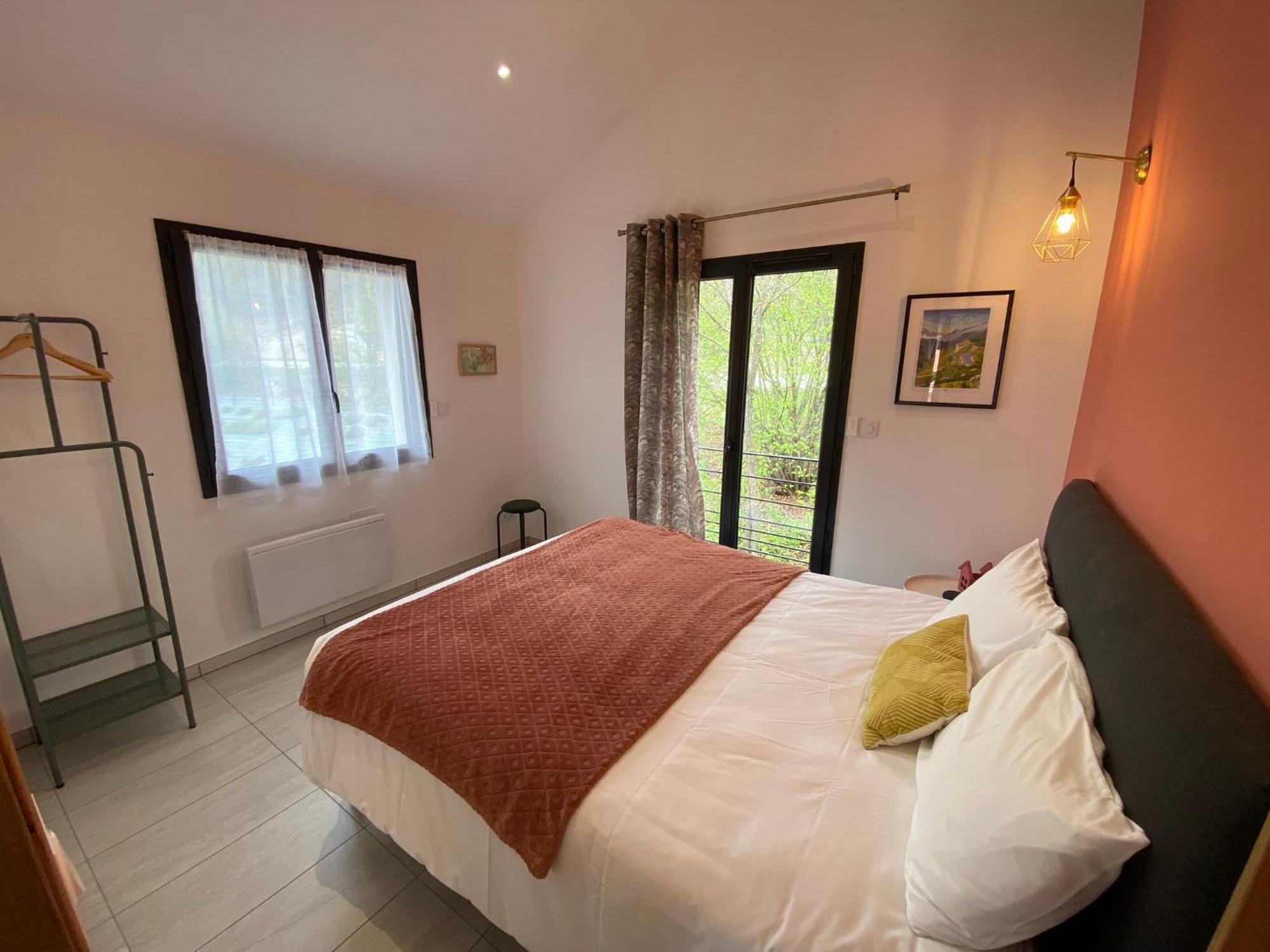 Appartement 2 A 4 Personnes, Une Pause Au Vert Chateauvieux  Ngoại thất bức ảnh